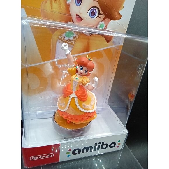 Nintendo Amiibo Super Smash Bros. Daisy Figure Collectible - Picture 3 of 8